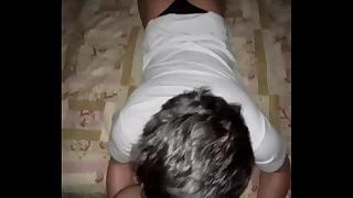 Mi profesor casado me folla despues de clases y me trae sneezles ropita de su mujer para travestirme mientras que me graba siendo sumisa (porno gay/travestis peruana - latina)